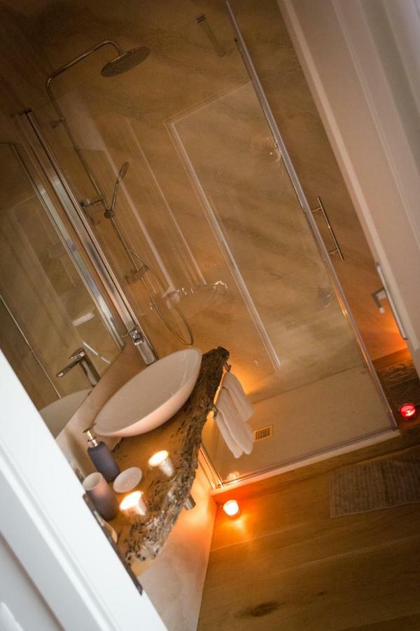 Kia Ora Suite Apartment San Zenone 外观 照片